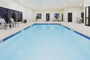 Holiday Inn Express Hotel & Suites Brownfield by IHG - Pool