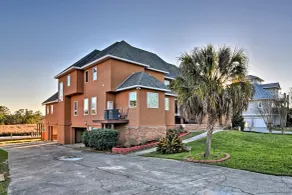 Gorgeous Ocean Springs Waterfront Home w/ Dock! - Interior