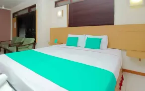 Hotel Lestari Near Lippo Plaza Mall Jember - Room