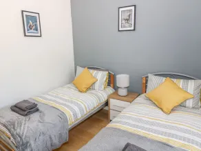 12 Keathbank Court - Habitación