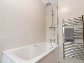 Familienorientiertes wunderschönes Landhaus mit Garten | Strandblick | Haustierfreundlich - Badezimmer