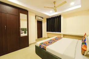 FabHotel Sitara Grand-Lakdikapul Metro Station - Room