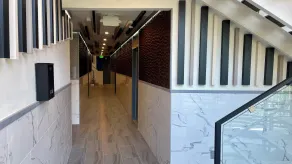 Quintessence ApartHotel - Entrée intérieure