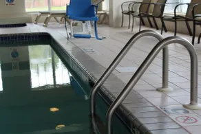 Country Inn & Suites by Radisson, Brooklyn Park - Brooklyn Center, MN - Piscine