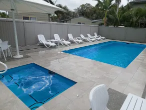 Moby Dick Waterfront Resort Motel - Pool