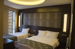 BİRİZGARDEN HOTEl - Rom