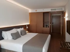 Dazzler by Wyndham Lima San Isidro - Room
