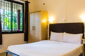 Lazy Frog Guest House - Chambre