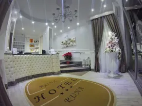 Hotel Runa - Reception