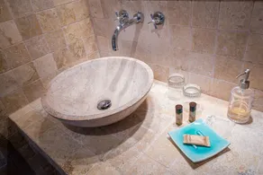 La Begude Du Pascouren Fayence - Salle de bain