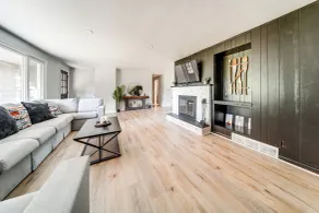 Home < 1 Mi to Lake Erie & Shades Beach Park! - Innvendig