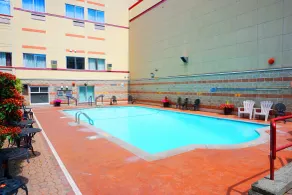 Red Lion Inn and Suites Victoria - Piscine