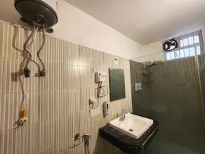 Hotel The Own Stay-Urban Boutique - Badezimmer