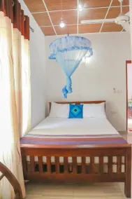 Lakeside Villa - Room