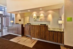 Holiday Inn Detroit Metro Airport by IHG - Réception