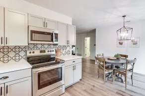 Chic Home ~ 2 Mi to TTU w/ Grill & Yard in Lubbock - Innenbereich