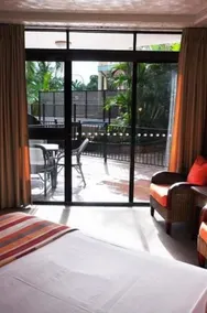Waters Edge The Strand - Room