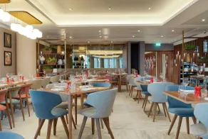 Hilton Garden Inn London Heathrow Terminal 2 and 3 - Restaurante