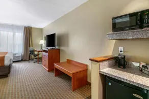 Comfort Inn & Suites Marion I-57 - Chambre