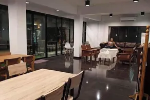House Number 3 - Restaurant