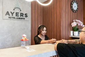 Ayers Hotel&Resto - Reception