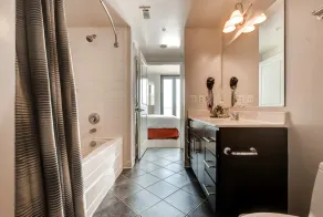 Pentagon Luxe Apartments Arlington - Near DC - Badrum