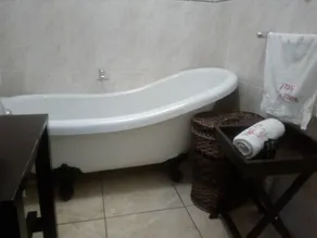 The Royal Princess Garden in Randburg - Baño
