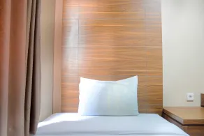 Great Location 2BR Maple Park Sunter Apartment By Travelio - Chambre