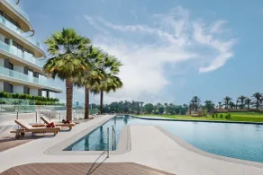 JA Lake View Hotel, Dubai - Piscine
