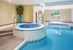 Holiday Inn Cardiff North M4 Jct 32 by IHG - Pool