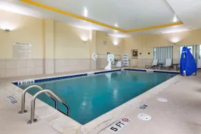 Comfort Suites Florence I-95 - Piscine