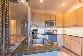 Brevard Home w/ Panoramic Lake & Mountain Views! - Interiør