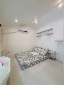Cozy Loft Condo in Tanza Garden Heights - Chambre