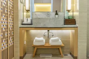 Century Runhua Hotel - Room