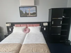 Hotel Grand Paris - Chambre