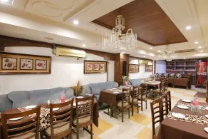 FabHotel Town Pride - Restaurant