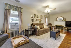 Cozy Vacation Rental Near Downtown - Interior
