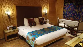 Kolahoi Green Heights Gulmarg - Chambre