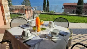 Residence Borgo Dei Limoni - Appartamenti con Garage - Værelse
