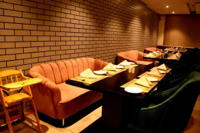 The Emerald Grand - Restaurant