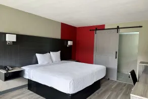 Ramada by Wyndham Cocoa - Chambre
