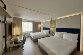 Bloom Mississauga, Tapestry Collection by Hilton - Chambre