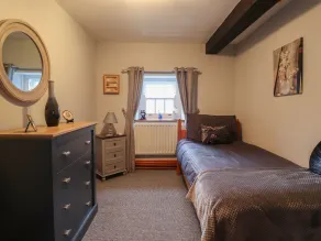 High Shaftoe - Room