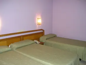 Hostal Restaurante Carolina - Rum