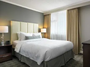 Chateau Victoria Hotel & Suites - Chambre