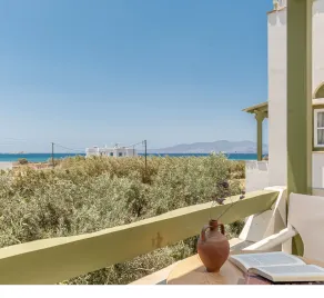 Studios Vrettos Beachside Hotel - Room