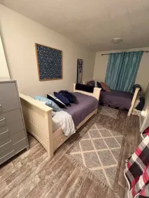 Spacious 4-season Cabin With Lakefront Views in Silver Sands - Værelse