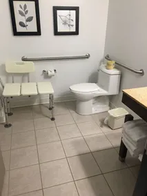 Country Inn & Suites by Radisson, Grand Rapids East, MI - Salle de bain