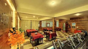 WANDER THRIVES INN By Ads Manali - Restaurant