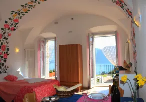 Residence Celeste Lake View Apartments - Chambre